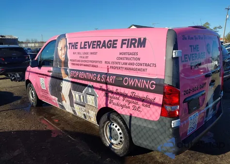 2021 Mercedes-Benz Metris z USA, uszkodzony, nr VIN W1YV0BEY4M3833509